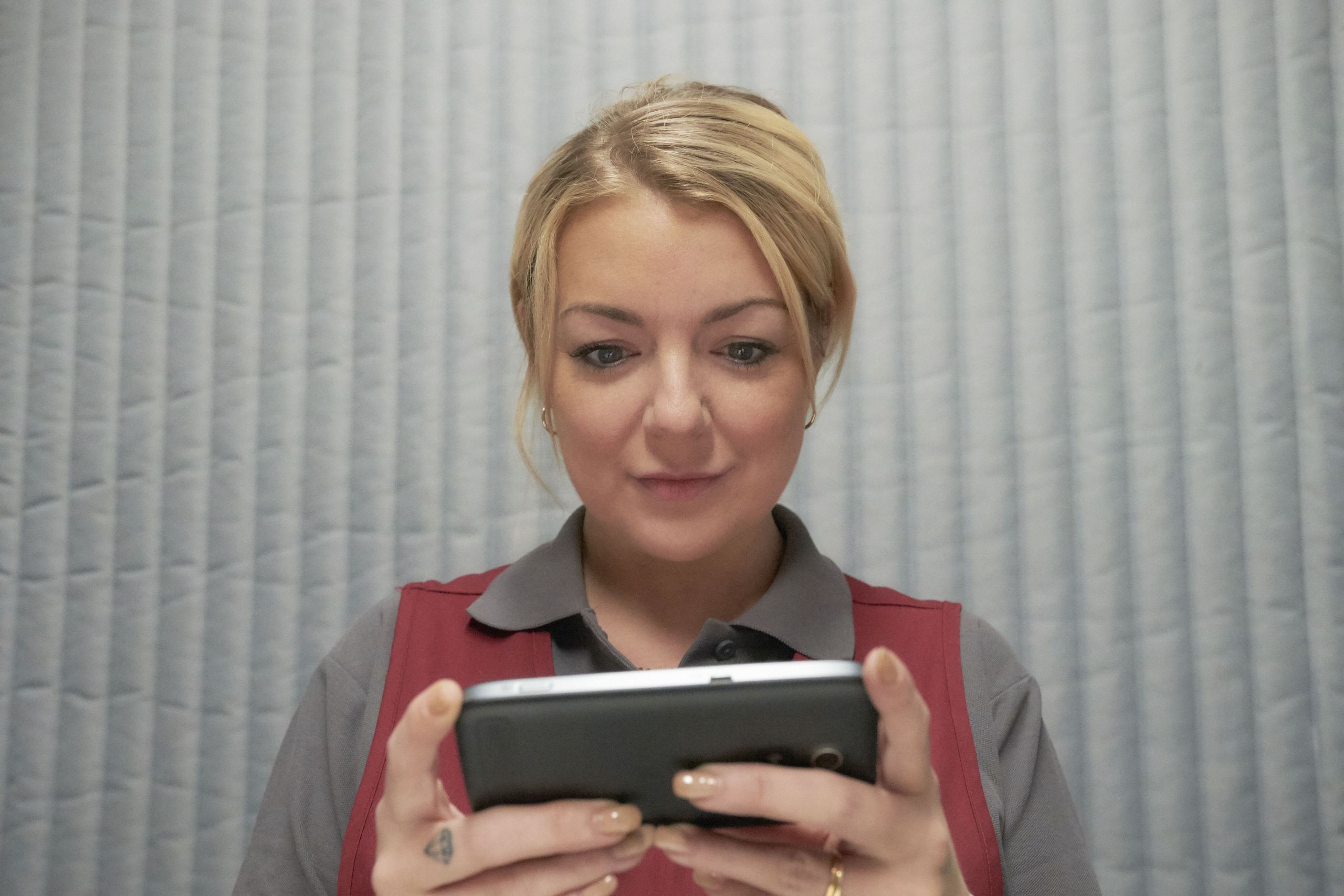 sheridan smith netflix - Article 2